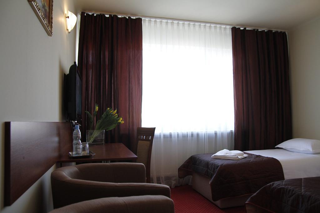 Hotelsلوبلين الغرفة الصورة